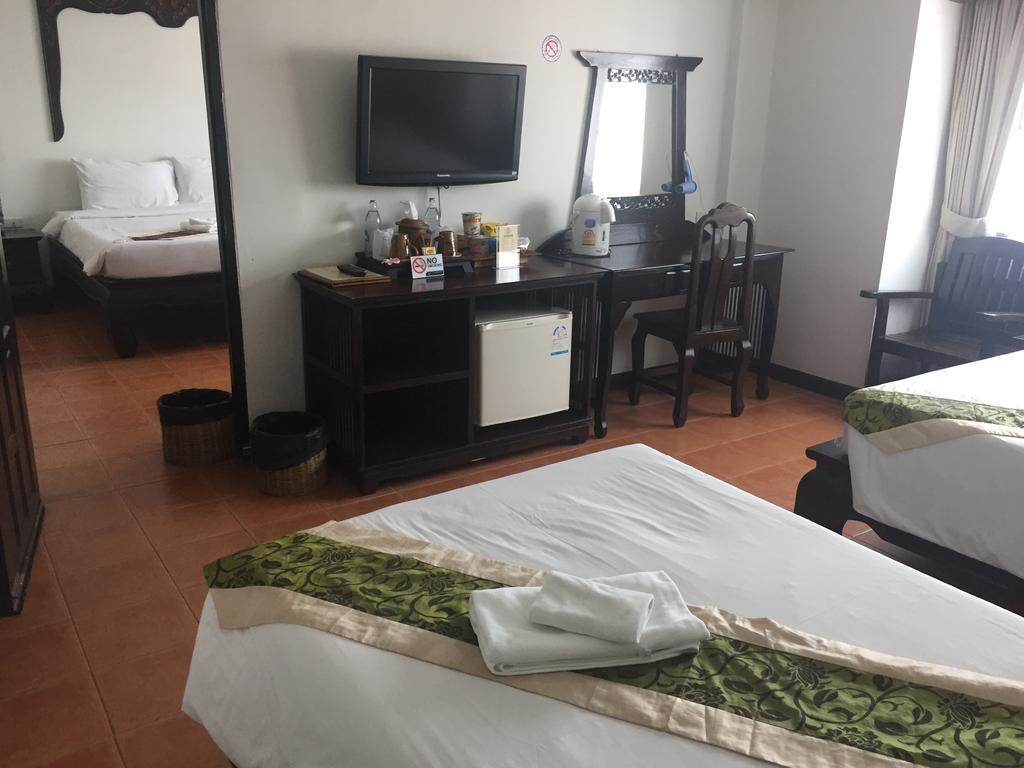 旺布拉帕大酒店 清邁 外观 照片